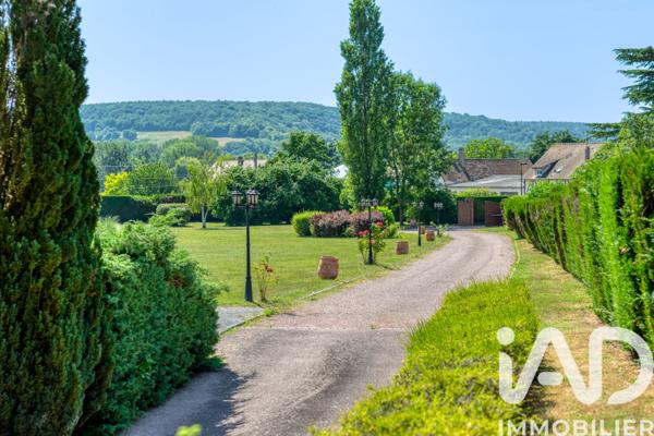 Maison à vendre 7 pièces 280 m² Autheuil-Authouillet