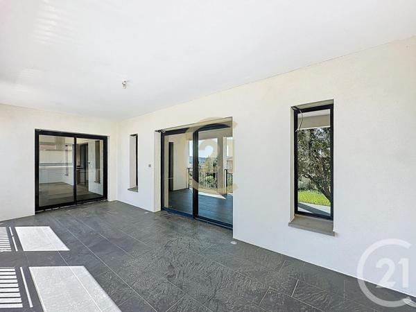 Maison à vendre  7 pièces - 216,38 m2 ARAMON - 30