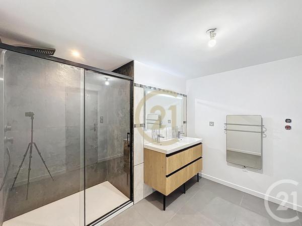 Maison à vendre  7 pièces - 216,38 m2 ARAMON - 30