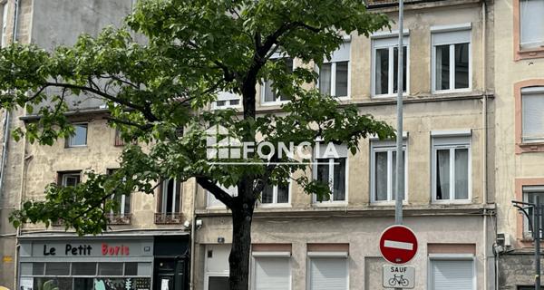 Location Studio meublé 30.2 m² - Saint-étienne 42000
