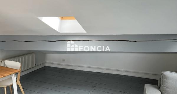 Location Studio meublé 30.2 m² - Saint-étienne 42000