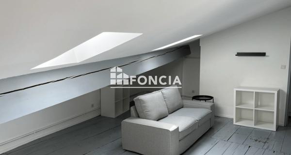 Location Studio meublé 30.2 m² - Saint-étienne 42000