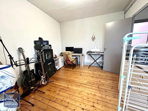 Appartement à louer 4 pièces 100.4m²