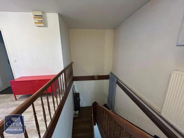 Appartement à louer 4 pièces 100.4m²