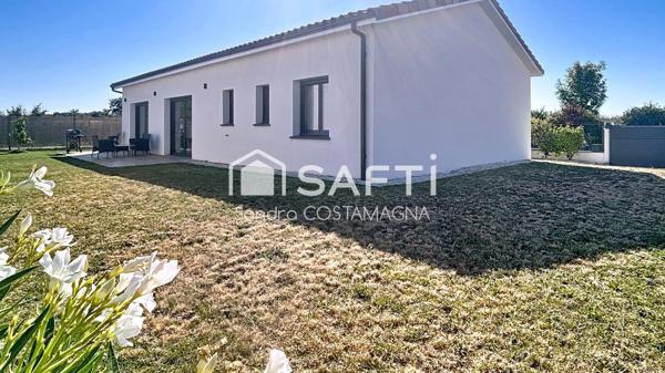 Maison récente avec jardin