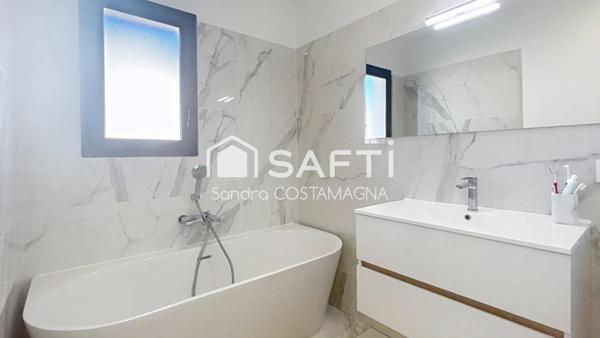 Maison récente avec jardin