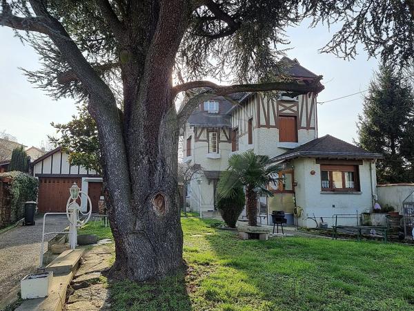 Maison 4 chambre(s) à vendre - Sucy-en-Brie, Val-de-Marne - 94
