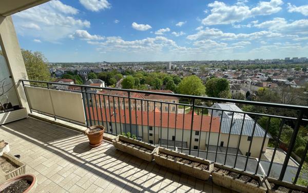 Appartement à vendre    4 pièces • 93,12 m2 Antony