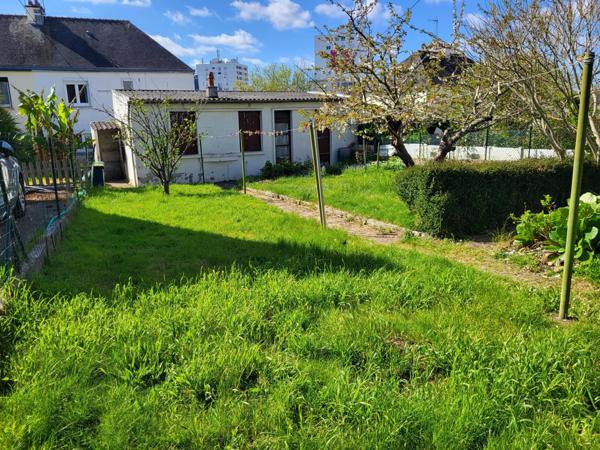 TERRAIN CONSTRUCTIBLE LANESTER - 414 M²