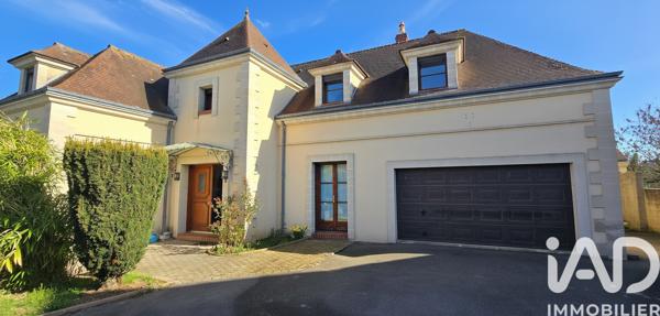 Maison à vendre 10 pièces 212 m² Lucé
