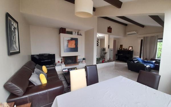 Maison à vendre    6 pièces •  Chevilly-Larue