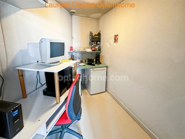 LOCAL COMMERCIAL SAINT QUENTIN (02) ENV.350M2