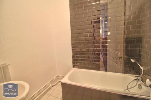 Appartement à louer 2 pièces 50.7m²