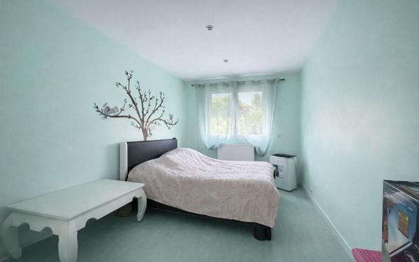 Immeuble à vendre    8 pièces •  Chennevières-sur-Marne