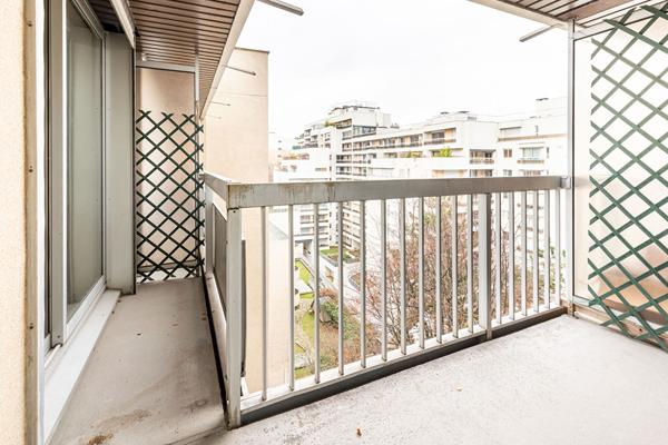 2 pièce(s) 67.59 m2 Balcon -place de parking