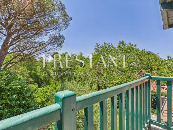 Maison basque au calme avec jardin – Proche du bourg, ARBONNE