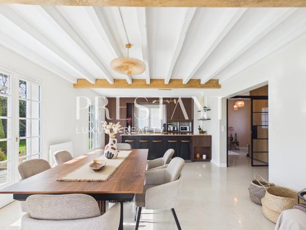Maison basque familiale avec piscine et vue dégagée, ARBONNE
