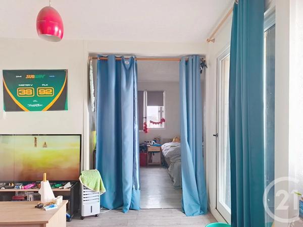 Appartement F2 à vendre  2 pièces - 34,70 m 2   MELUN  - 77