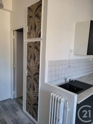 Appartement F2 à vendre  2 pièces - 34,70 m 2   MELUN  - 77