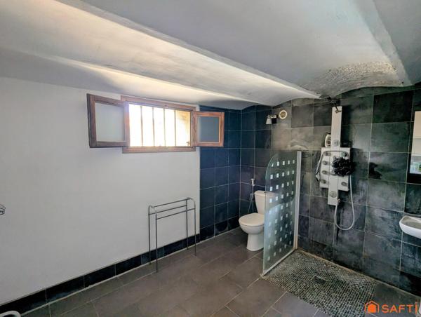 Maison R+1 à Nîmes avec jardin et fort potentiel !