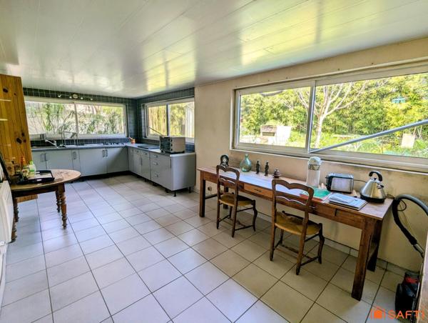 Maison R+1 à Nîmes avec jardin et fort potentiel !