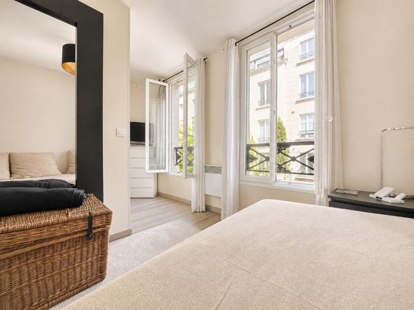Appartement
         1 pièce
        - 20 m² Exclusivité 165 000 € *