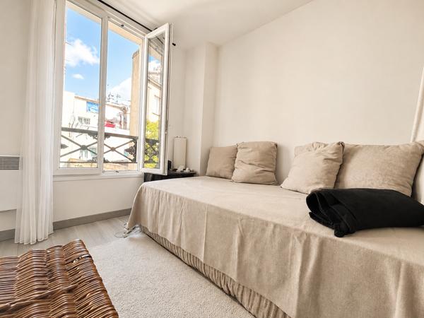 Appartement
         1 pièce
        - 20 m² Exclusivité 165 000 € *