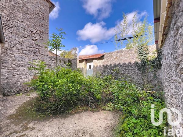 Maison à vendre 19 pièces 228 m² La Cavalerie