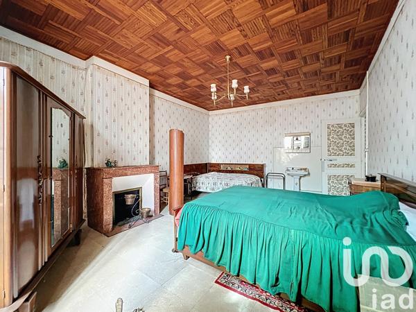 Maison à vendre 19 pièces 228 m² La Cavalerie