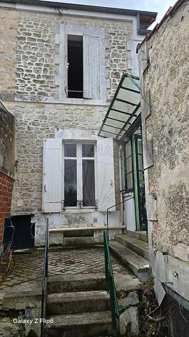 Maison 3 chambre(s) à vendre - Saintes, Charente-Maritime - 17