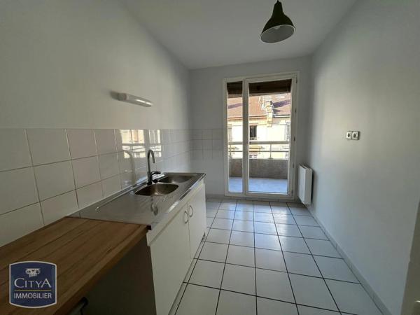 Appartement à louer 3 pièces 65.9m²