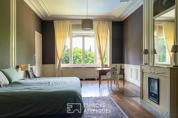 Maison de maître au charme authentique avec son jardin arboré