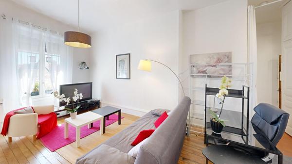 Proche Quai du Rhône- rue Cavenne 41.99 m2