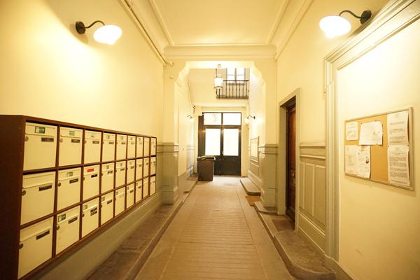 Proche Quai du Rhône- rue Cavenne 41.99 m2