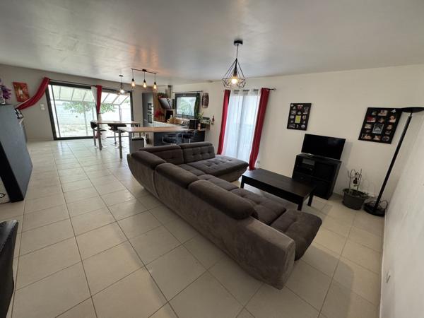 Maison
         4 pièces
        - 102 m² 299 620 € *