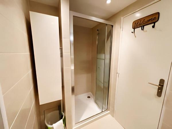 GRAND STUDIO CALME VUE DEGAGEE 5mn de la EIFFEL TOWER