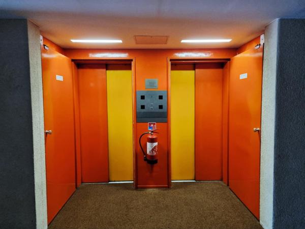 GRAND STUDIO CALME VUE DEGAGEE 5mn de la EIFFEL TOWER