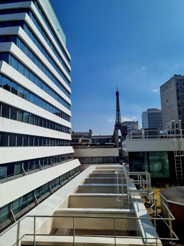 GRAND STUDIO CALME VUE DEGAGEE 5mn de la EIFFEL TOWER