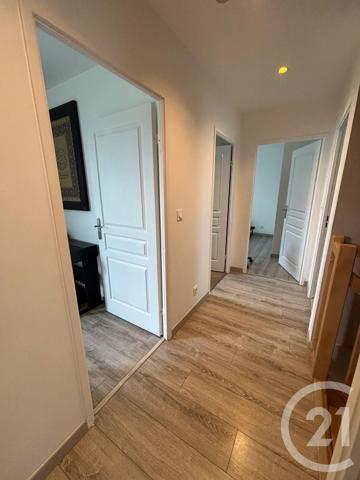 Maison à vendre  6 pièces - 103,61 m 2   CLAYE SOUILLY  - 77