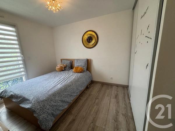 Maison à vendre  6 pièces - 103,61 m 2   CLAYE SOUILLY  - 77