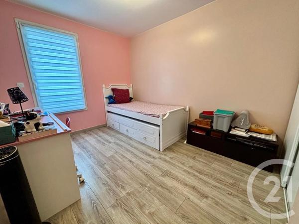 Maison à vendre  6 pièces - 103,61 m 2   CLAYE SOUILLY  - 77