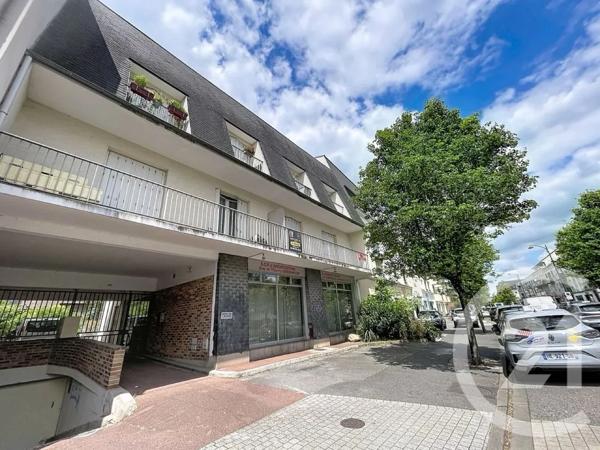 Appartement F3 à vendre  3 pièces - 60 m 2   PONTAULT COMBAULT  - 77