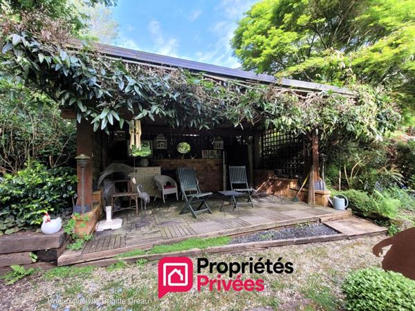 29170 PLEUVEN - Maison d'architecte 5 pièce(s) 139 m2