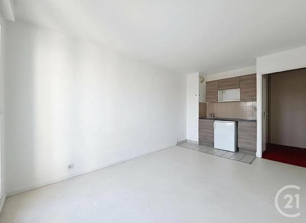 Appartement Studio à vendre  1 pièce - 23 m 2   ORLEANS  - 45