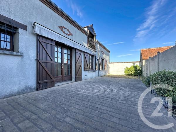 Maison à vendre  5 pièces - 196 m 2   SULLY SUR LOIRE  - 45
