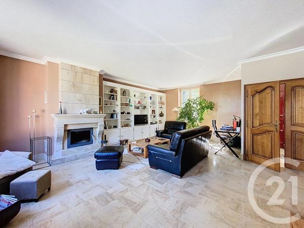 Maison à vendre  5 pièces - 196 m 2   SULLY SUR LOIRE  - 45