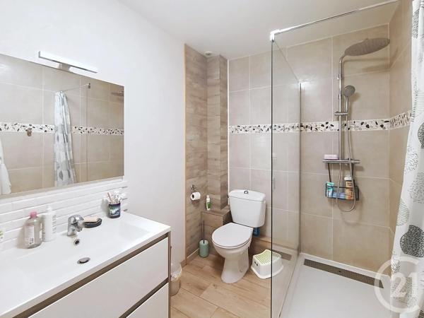 Appartement F3 à vendre  3 pièces - 71,16 m 2   ST JEAN DE BRAYE  - 45