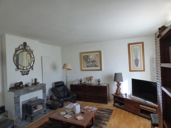 Maison de village, 140 m², 4 chambres, terrain de 2 265 m²