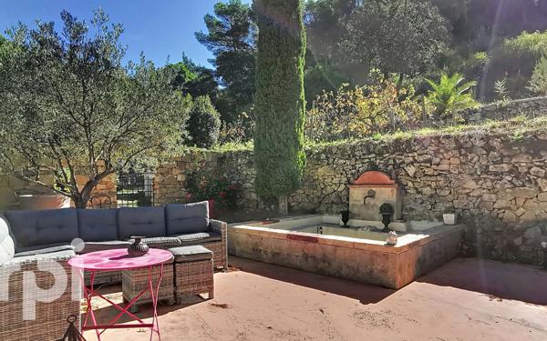 Maison à vendre    4 pièces •  Le Beausset