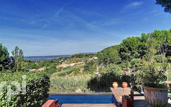 Maison à vendre    4 pièces •  Le Beausset